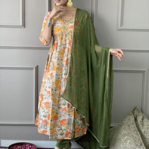 Women Printed and Embroidered Viscose Rayon kurta set