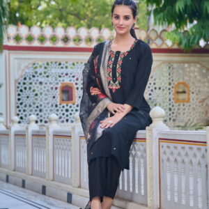 Designer Pure Chanderi  Kurta With Pant And Beautiful Dupatta